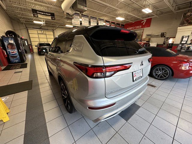 2024 Mitsubishi Outlander SEL