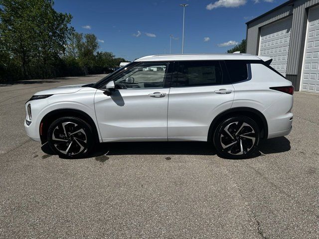 2024 Mitsubishi Outlander SEL