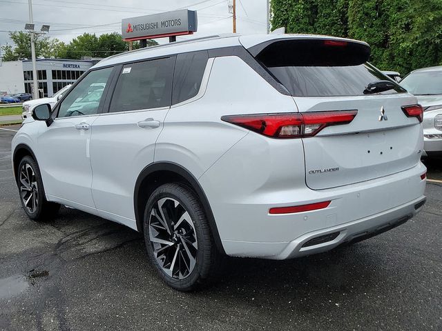 2024 Mitsubishi Outlander SEL