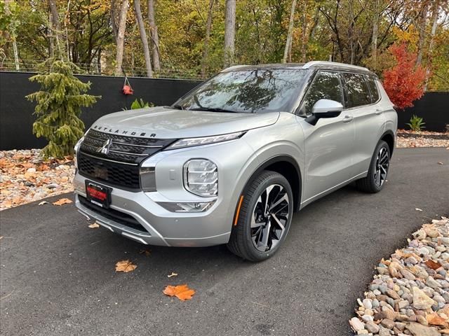 2024 Mitsubishi Outlander SEL