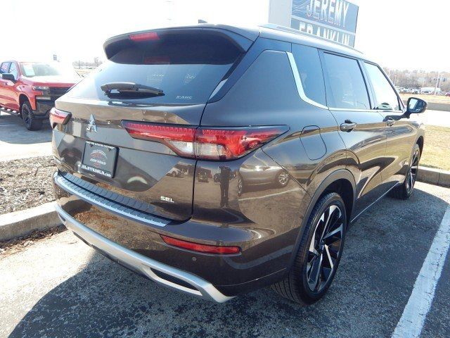 2024 Mitsubishi Outlander SEL