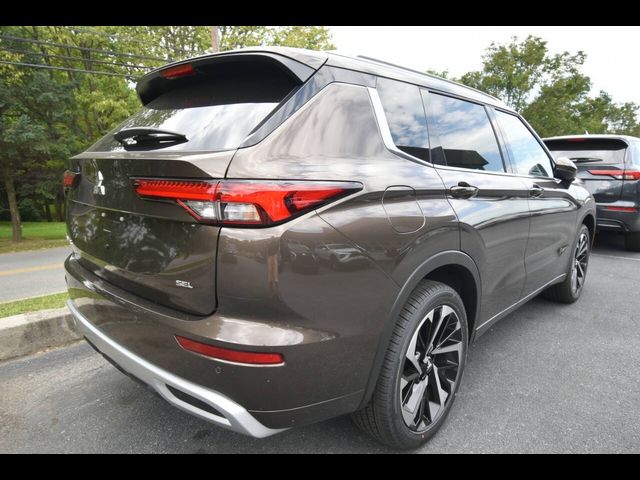 2024 Mitsubishi Outlander SEL