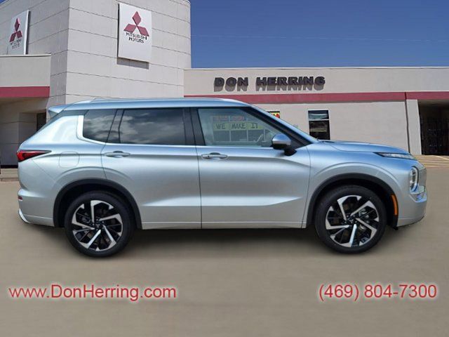 2024 Mitsubishi Outlander SEL