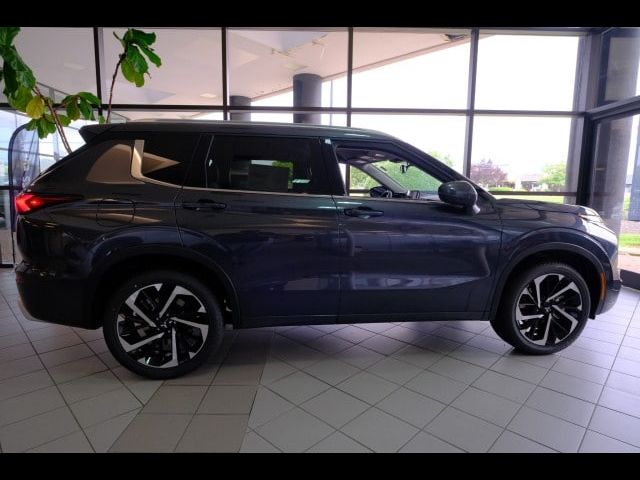 2024 Mitsubishi Outlander SEL