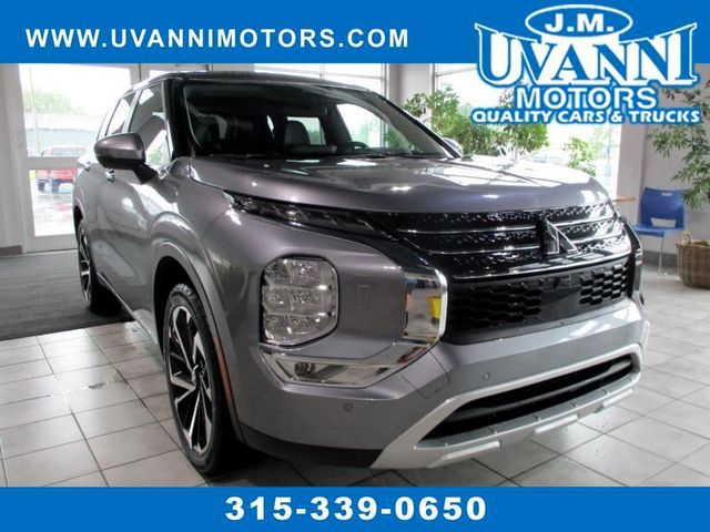 2024 Mitsubishi Outlander 
