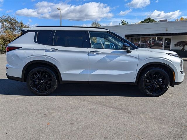 2024 Mitsubishi Outlander SEL Black Edition