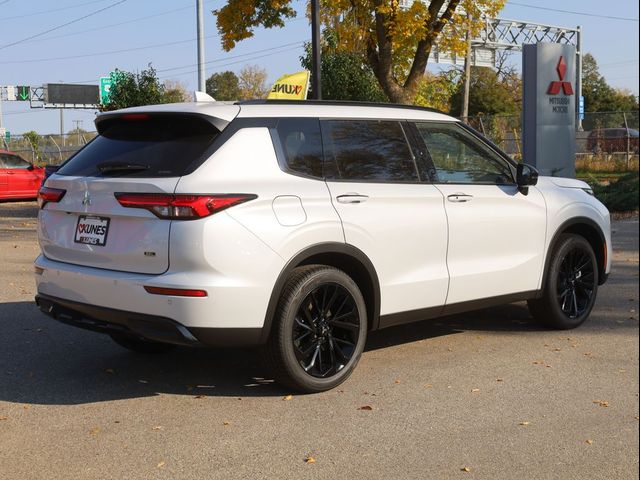 2024 Mitsubishi Outlander SEL Black Edition