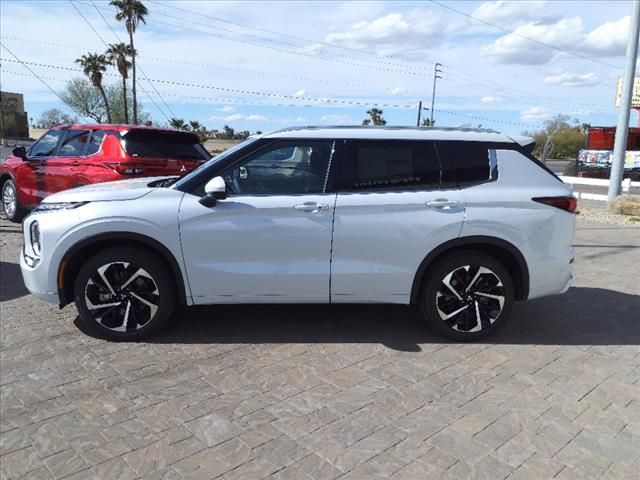 2024 Mitsubishi Outlander SEL