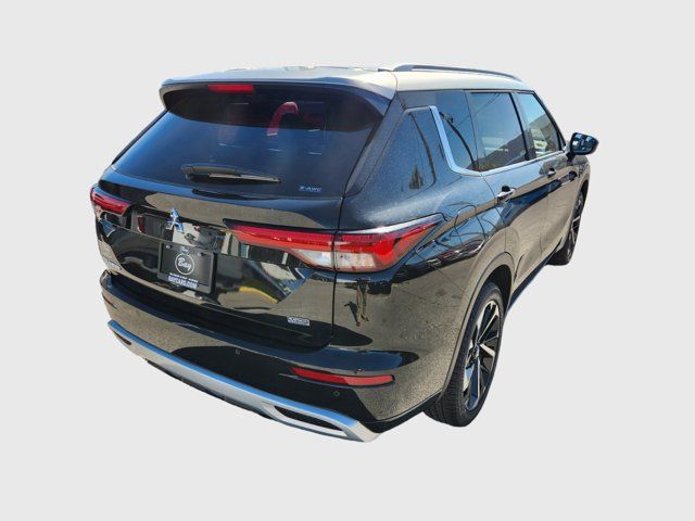 2024 Mitsubishi Outlander SEL Platinum Edition