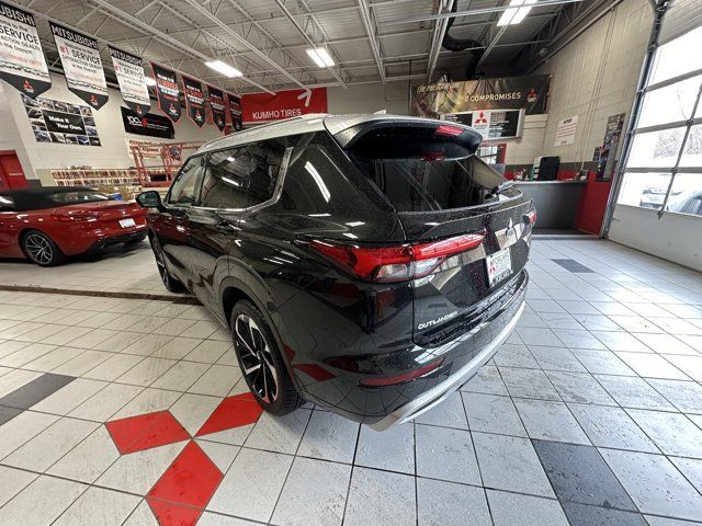 2024 Mitsubishi Outlander SEL Platinum Edition