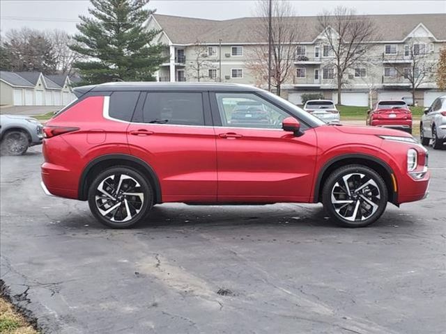 2024 Mitsubishi Outlander SEL