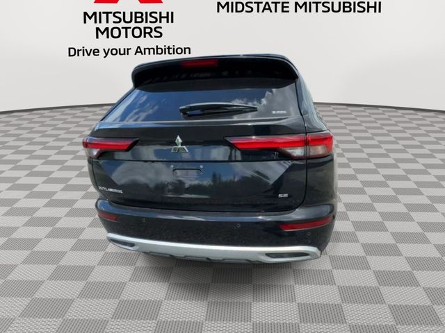 2024 Mitsubishi Outlander SE