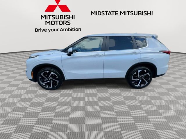 2024 Mitsubishi Outlander SE