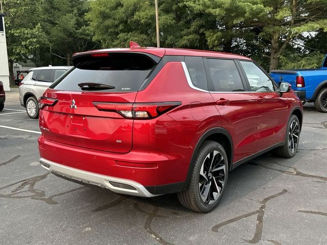 2024 Mitsubishi Outlander SE