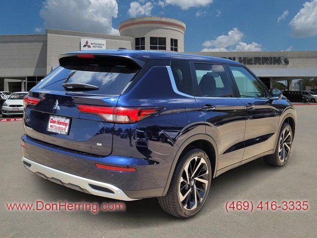 2024 Mitsubishi Outlander SE