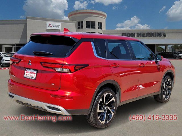 2024 Mitsubishi Outlander SE