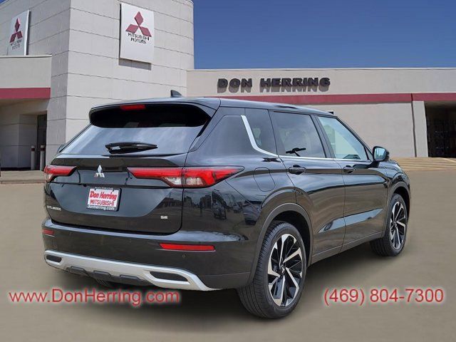 2024 Mitsubishi Outlander SE