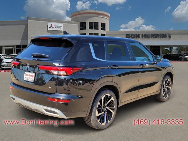 2024 Mitsubishi Outlander SE