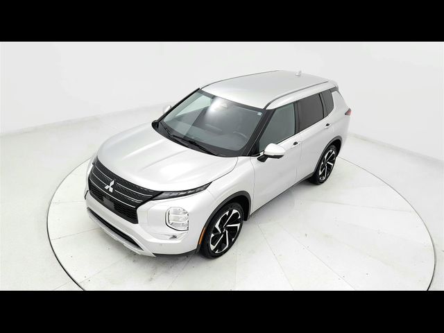 2024 Mitsubishi Outlander 