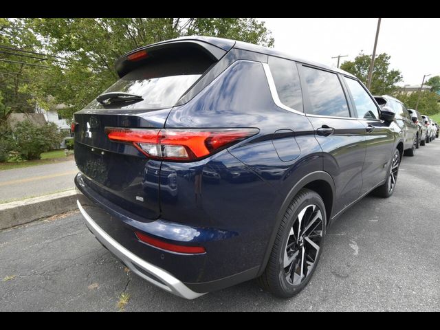 2024 Mitsubishi Outlander 