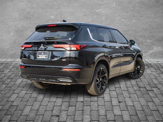 2024 Mitsubishi Outlander SE Black Edition