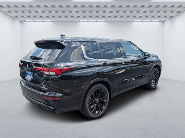 2024 Mitsubishi Outlander SE Black Edition