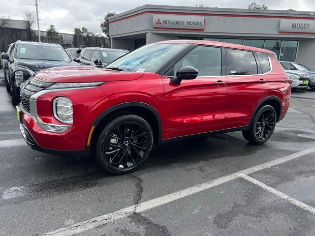 2024 Mitsubishi Outlander SE Black Edition