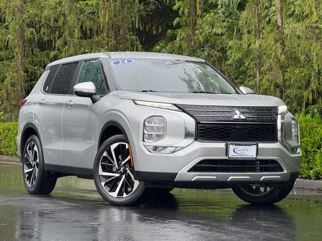2024 Mitsubishi Outlander SE Black Edition