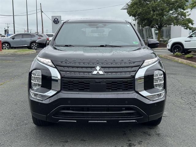 2024 Mitsubishi Outlander SE Black Edition