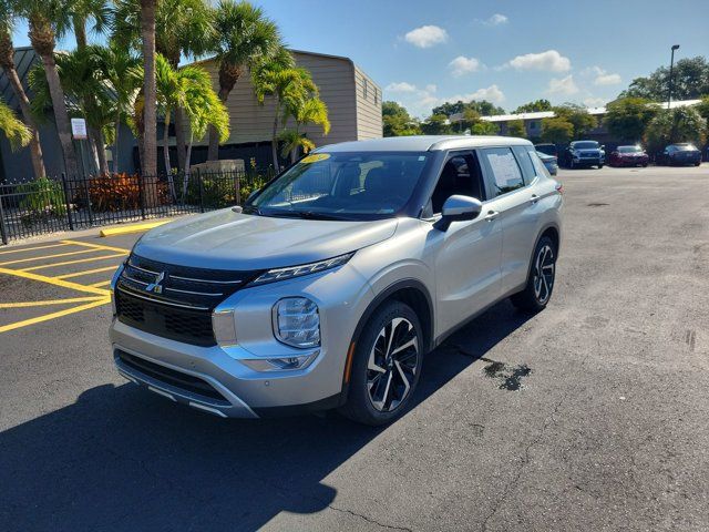 2024 Mitsubishi Outlander SE Black Edition