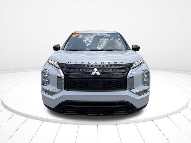 2024 Mitsubishi Outlander SE Black Edition