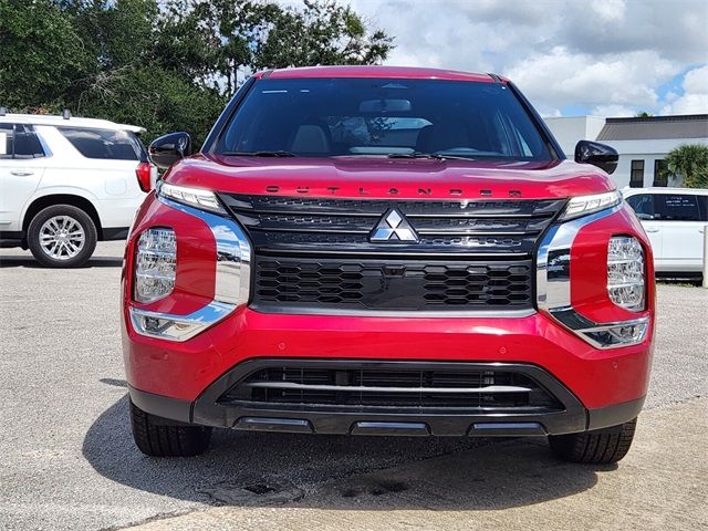 2024 Mitsubishi Outlander SE Black Edition w/Pano Roof