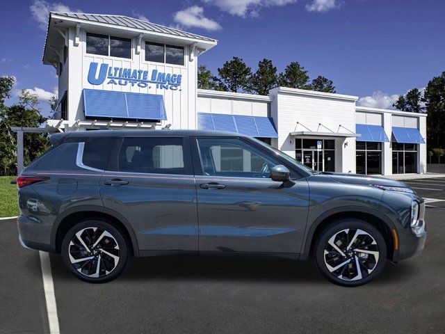 2024 Mitsubishi Outlander SE Black Edition