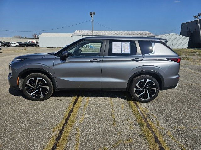 2024 Mitsubishi Outlander SE Black Edition