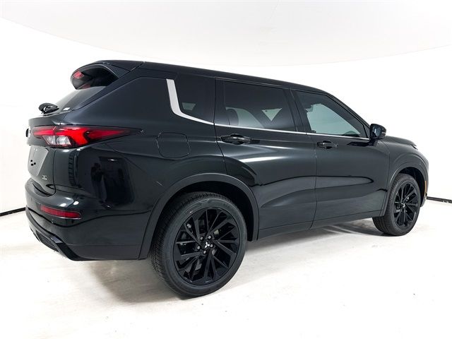 2024 Mitsubishi Outlander SE Black Edition w/Pano Roof