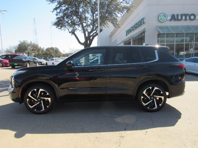 2024 Mitsubishi Outlander SE Black Edition