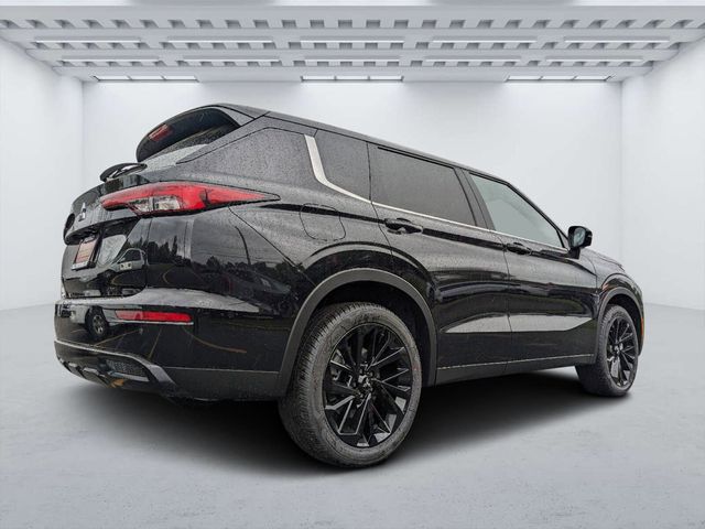 2024 Mitsubishi Outlander SE Black Edition