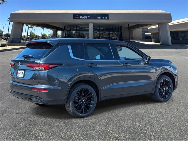 2024 Mitsubishi Outlander SE Black Edition w/Pano Roof