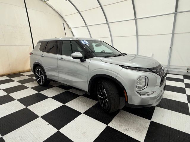 2024 Mitsubishi Outlander SE Black Edition