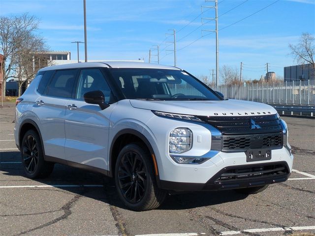 2024 Mitsubishi Outlander SE Black Edition