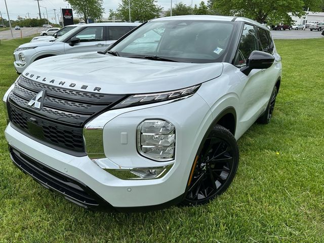 2024 Mitsubishi Outlander SE Black Edition