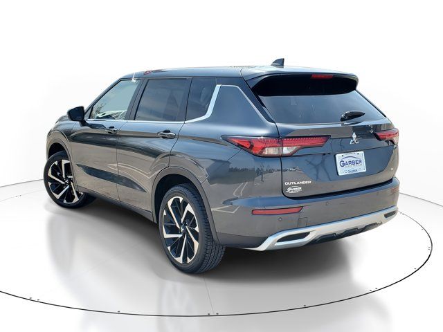 2024 Mitsubishi Outlander SE Black Edition