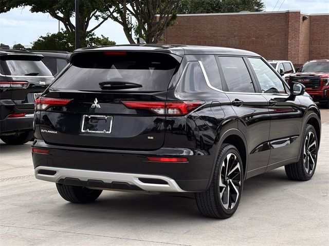 2024 Mitsubishi Outlander SE Black Edition