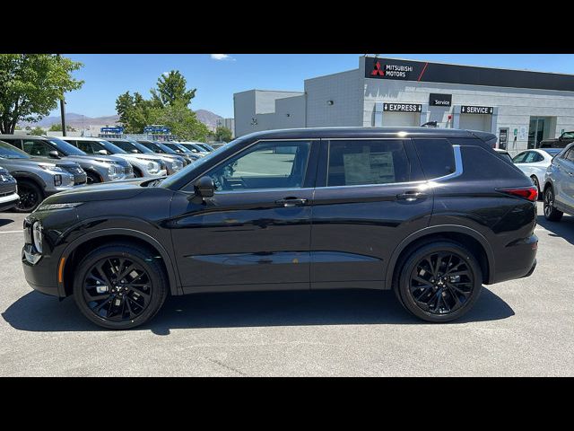 2024 Mitsubishi Outlander SE Black Edition