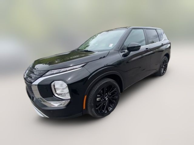 2024 Mitsubishi Outlander SE Black Edition