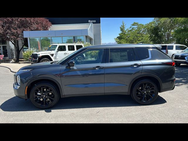 2024 Mitsubishi Outlander SE Black Edition