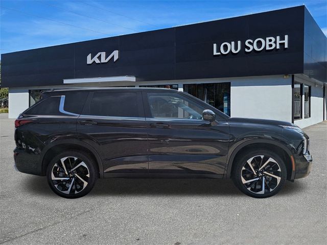 2024 Mitsubishi Outlander SE Black Edition