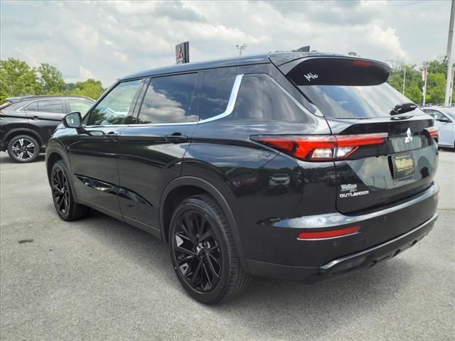 2024 Mitsubishi Outlander SE Black Edition