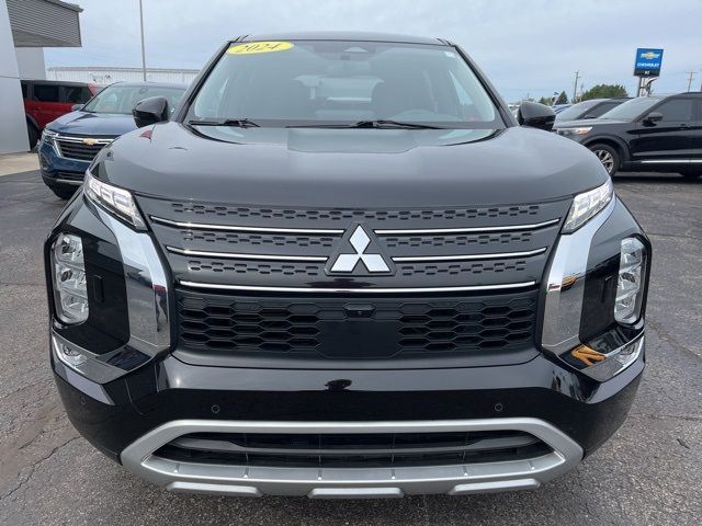 2024 Mitsubishi Outlander SE Black Edition