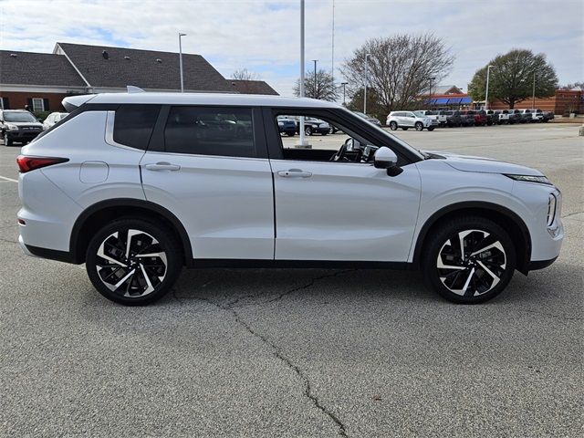 2024 Mitsubishi Outlander SE Black Edition